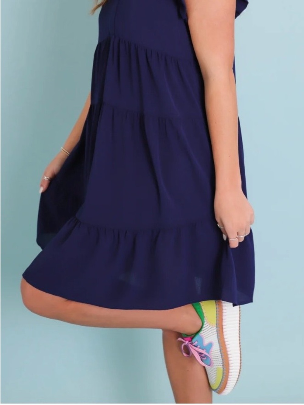Woman' Navy Tiered Casual Dress - Sleeveless Everyday Style